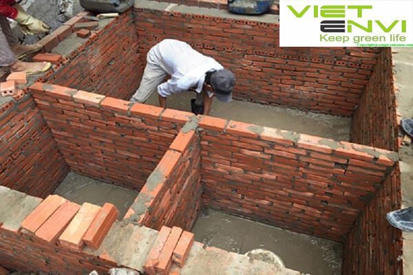bể chứa xử lý nước thải